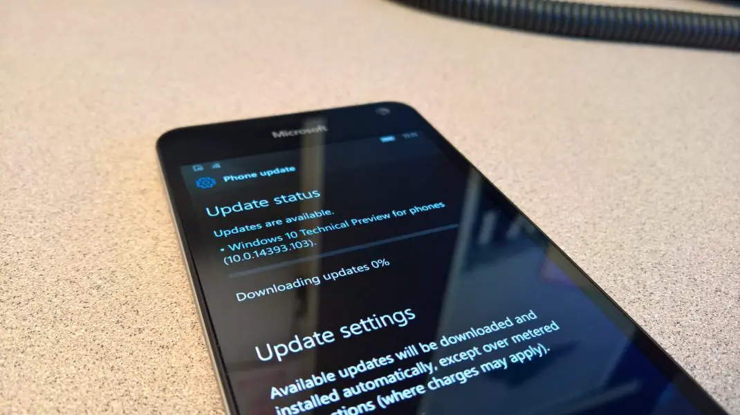 Downloading Updates 0 Windows 10 Phone